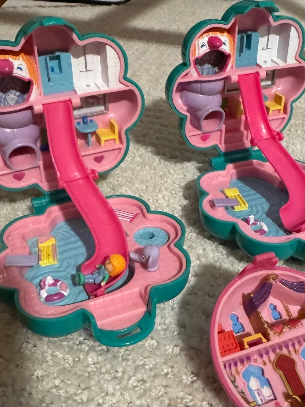Lot of six Vintage Collectible Polly Pocket